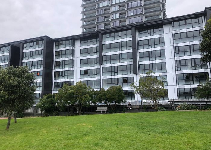  at 5B/16 Burton Street, Grafton, Auckland