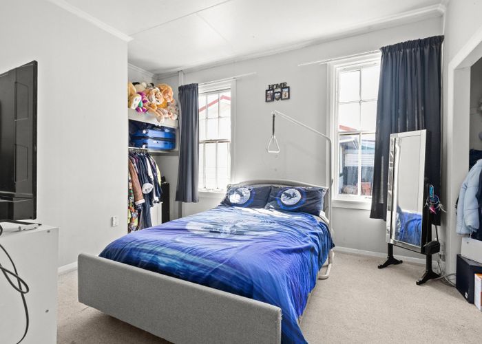  at 15 Fairs Road, Milson, Palmerston North, Manawatu / Whanganui