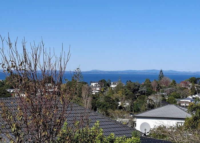  at 80C Golf Road, New Lynn, Waitakere City, Auckland
