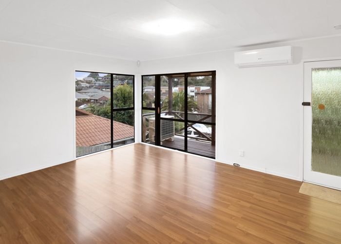  at 54 Glennandrew Drive, Half Moon Bay, Auckland