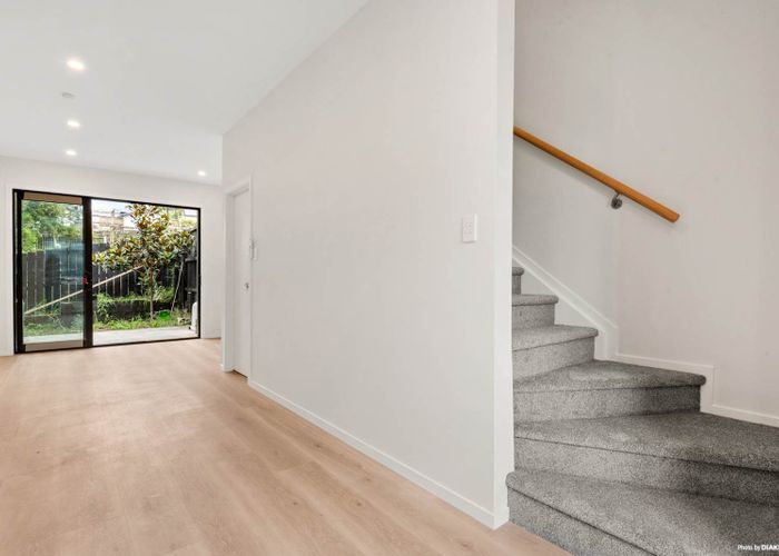  at 55E Redwood Drive, Massey, Waitakere City, Auckland