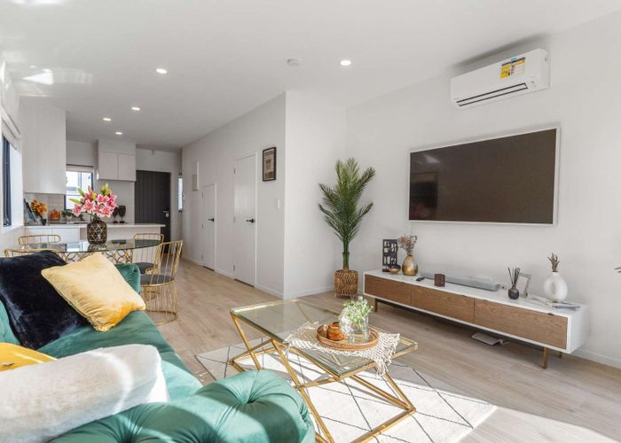 at 21 Toanga Place, Mount Wellington, Auckland