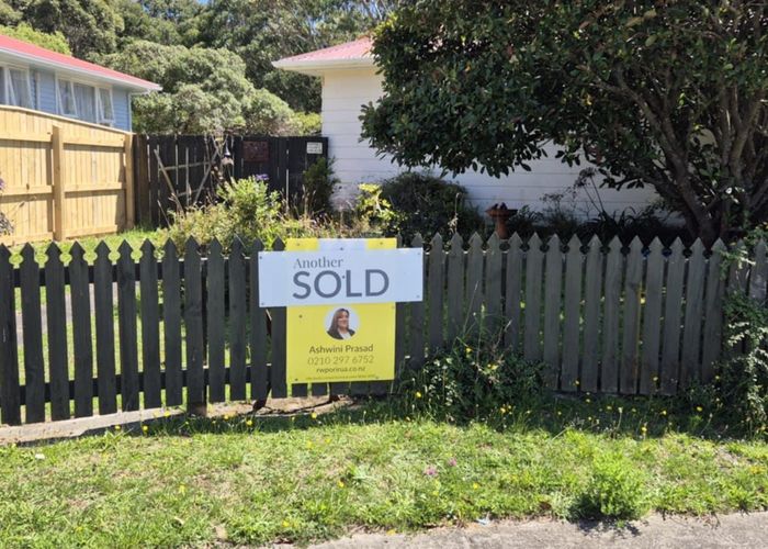  at 19 Pukaki Grove, Waitangirua, Porirua