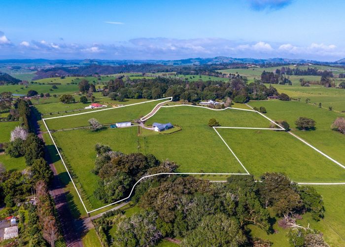  at 355a Waikaramu Road, Waimate North, Far North, Northland