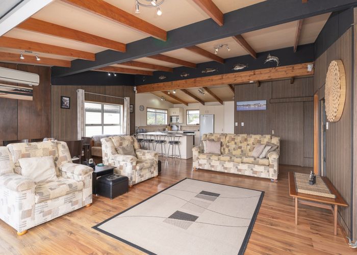  at 8 Oyster Drive, Cooks Beach, Whitianga