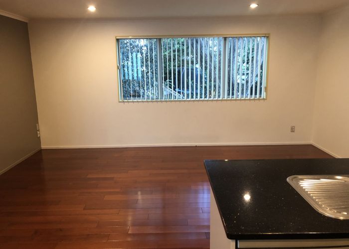  at 8a Lyon Avenue, St Lukes, Auckland City, Auckland