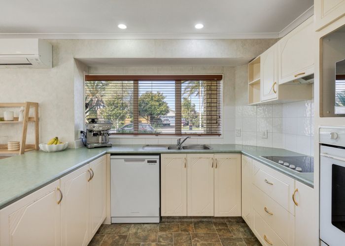  at 16 Sandhurst Drive, Papamoa Beach, Papamoa