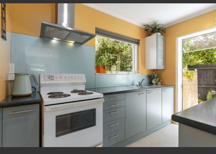  at 3/27 Rugby Street, Merivale, Christchurch