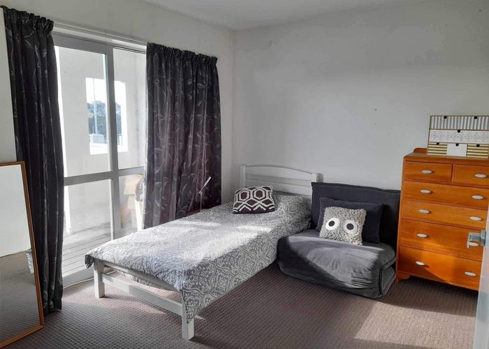  at 60 Masons Road, Oteha, Auckland