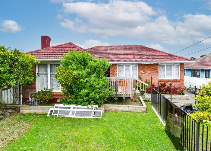  at 60 Johnstones Road, Otara, Auckland