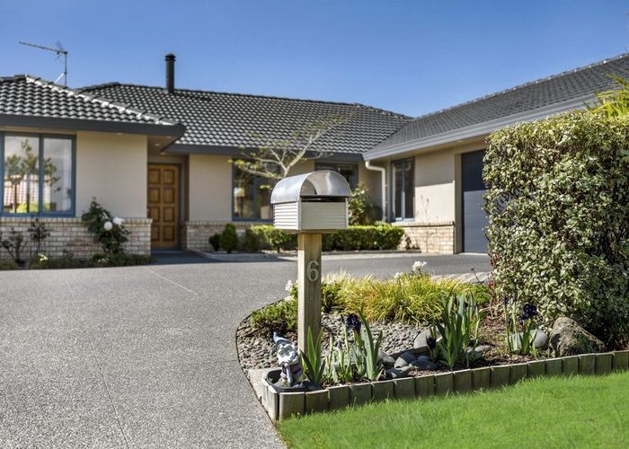  at 6 Lansell Drive, Dannemora, Manukau City, Auckland