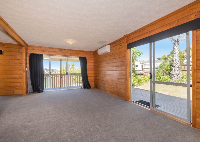  at 11 Cassandra Grove, Totara Vale, North Shore City, Auckland