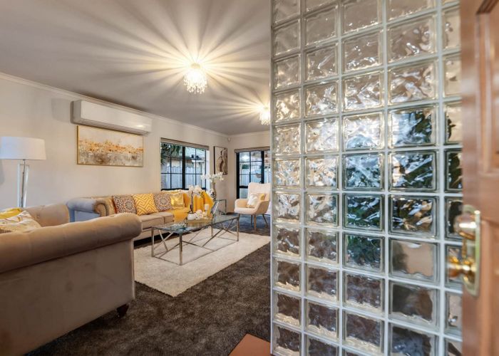  at 42 Farmdale Court, Flat Bush, Manukau City, Auckland