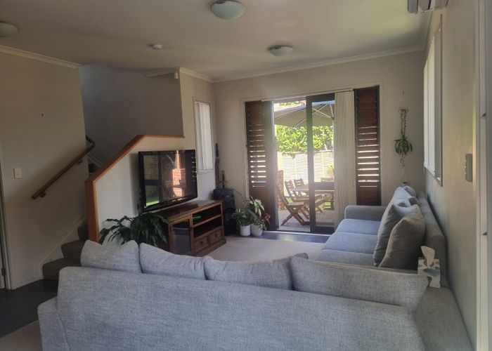  at 25 Ashurst Lane, Greenhithe, North Shore City, Auckland