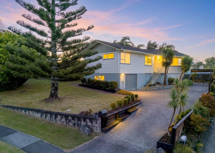  at 5 McKinley Road, Sunnyvale, Waitakere City, Auckland