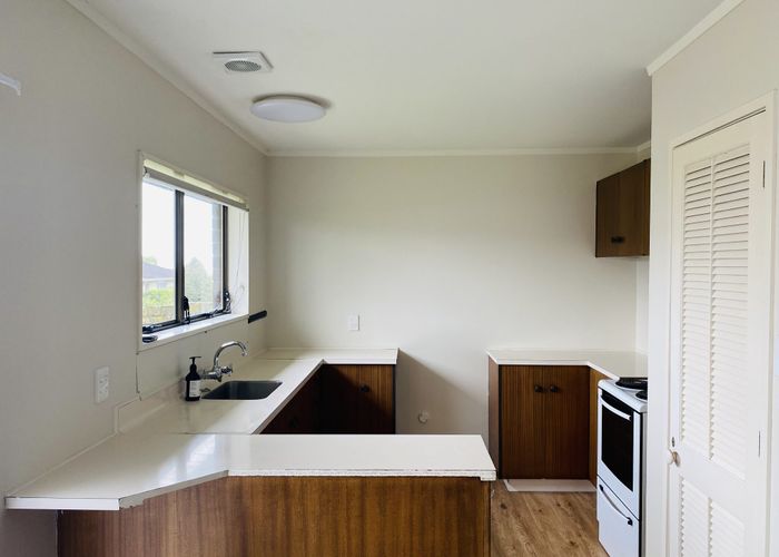  at 60a Sandspit Rd, Cockle Bay, Manukau City, Auckland