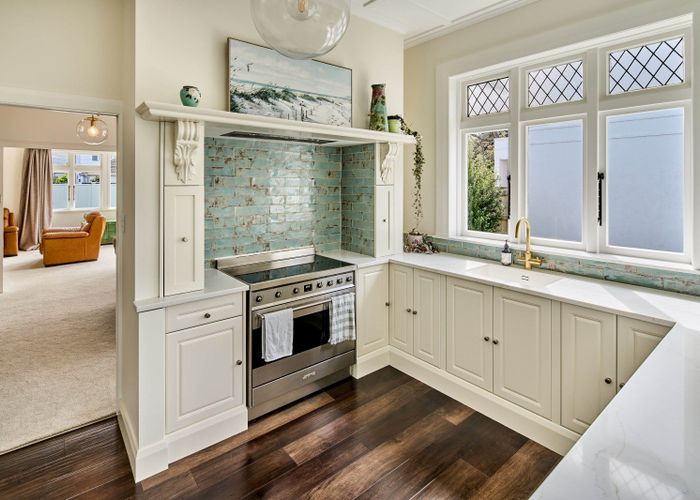  at 6 Penrose Street, Woburn, Lower Hutt