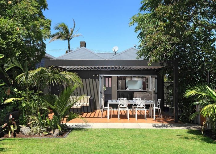  at 31 Dean Street, Arch Hill, Auckland City, Auckland