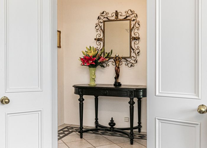  at 4/0 Carlton Gore Road, Newmarket, Auckland