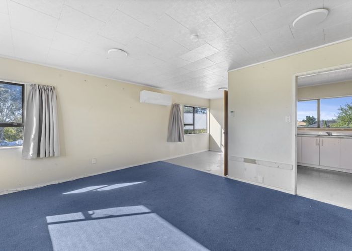  at 6 Sachel Place, Ranui, Waitakere City, Auckland