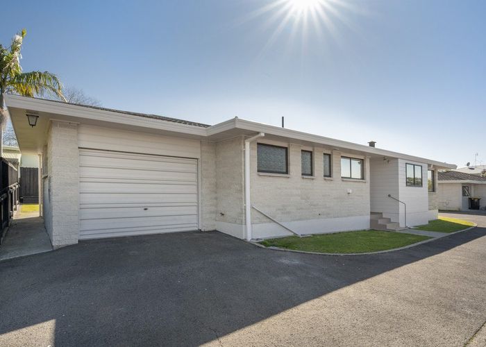  at 227A Fifteenth Avenue, Avenues, Tauranga, Bay Of Plenty