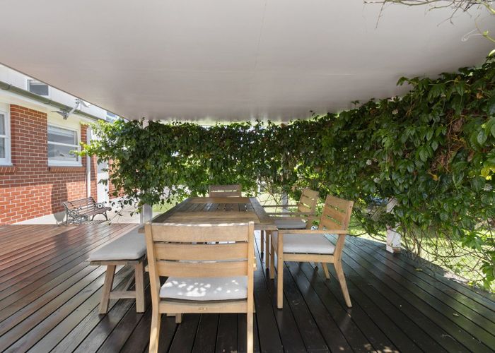  at 6 High Street, Bulls, Bulls