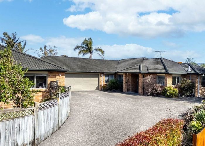 at 19 Ballymore Drive, Pinehill, Auckland