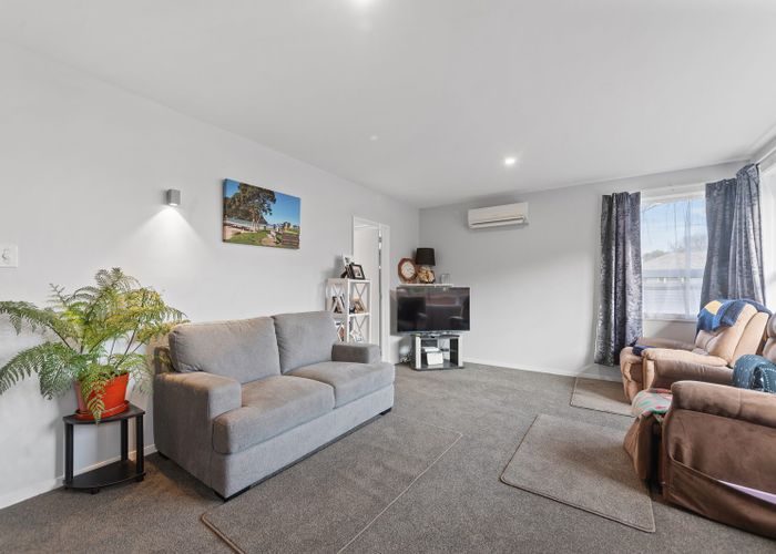  at 51 Farquhars Road, Redwood, Christchurch City, Canterbury