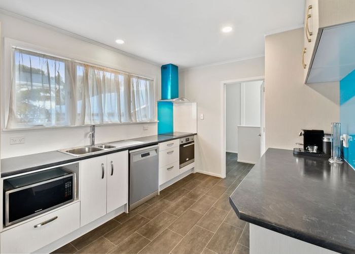  at 2/41 Clark Road, Pahurehure, Papakura