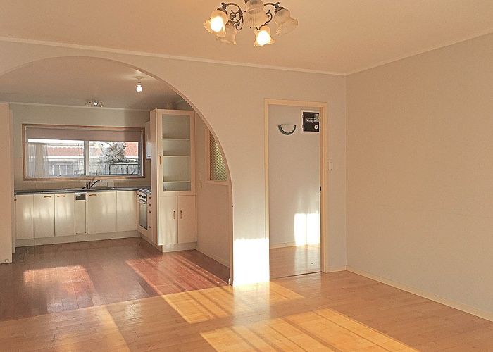  at 11B Rapallo Place, Farm Cove, Manukau City, Auckland
