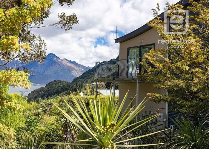  at 2B O'learys Paddock, Fernhill, Queenstown-Lakes, Otago