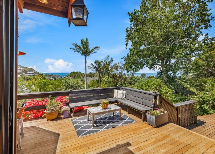  at 3 Park Rise, Campbells Bay, North Shore City, Auckland