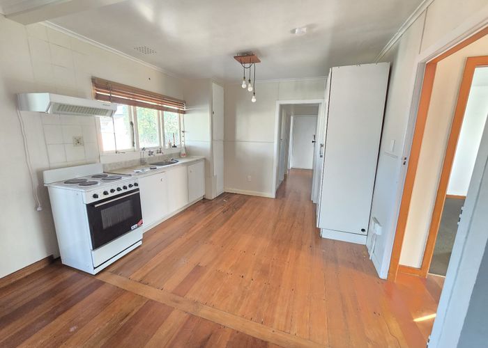  at 690 Swanson Road, Swanson, Waitakere City, Auckland