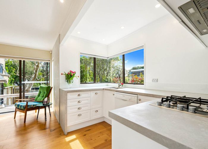  at 7 Oratau Place, Greenhithe, North Shore City, Auckland