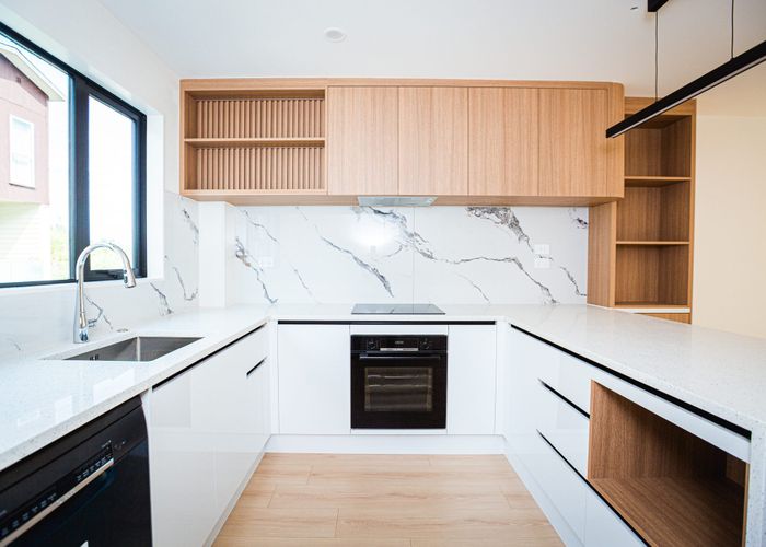  at 145 Albany Highway, Unsworth Heights, North Shore City, Auckland