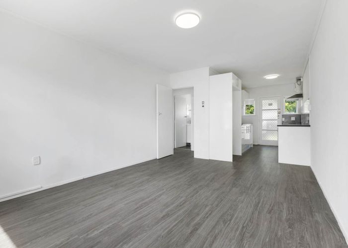  at 4/87 Wallace Road, Papatoetoe, Manukau City, Auckland