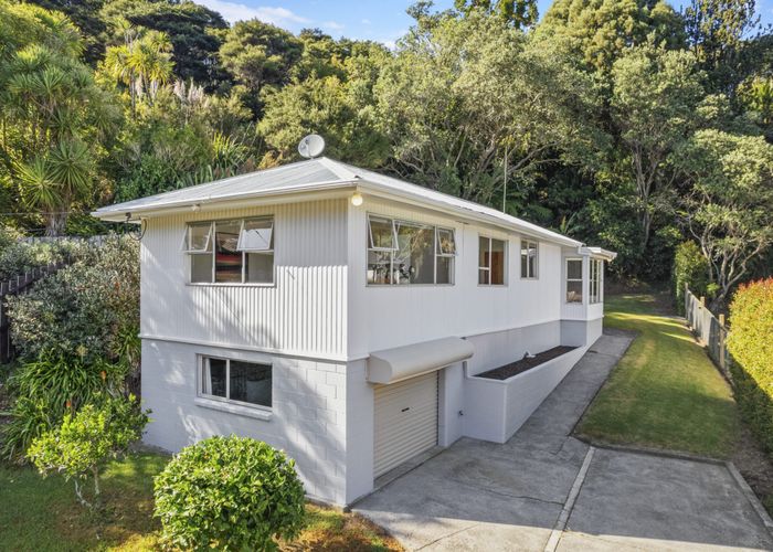  at 51 Foster Avenue, Huia, Auckland