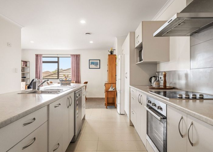  at 2 Austen Way, Hairini, Tauranga, Bay Of Plenty