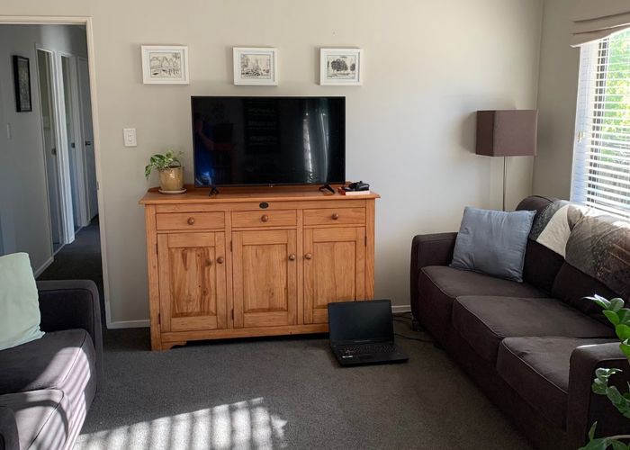  at 2/23 Barrack Road, Mount Wellington, Auckland City, Auckland