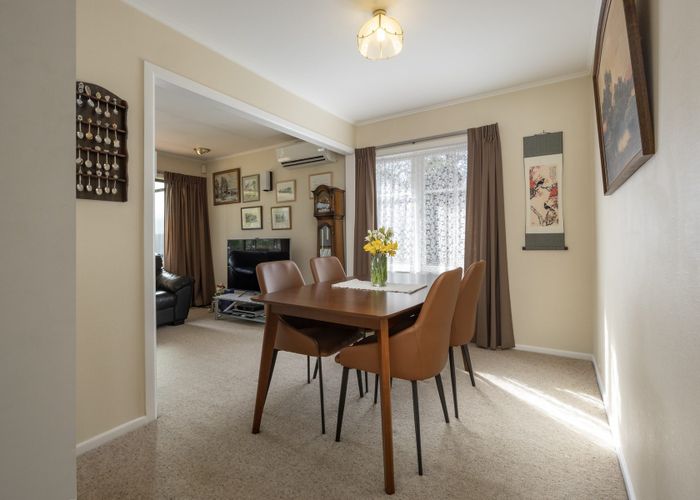  at 31 Fairdene Avenue, Henderson, Auckland