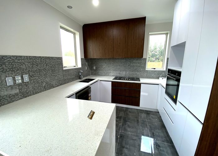  at 104 Henwood Road, Paraite, New Plymouth