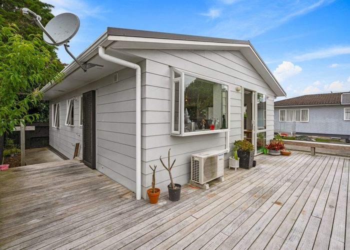  at 9B Woodvale Road, Glen Eden, Waitakere City, Auckland