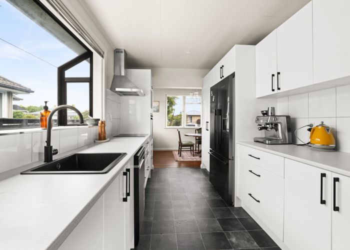 at 708 Grove Road, Mayfair, Hastings