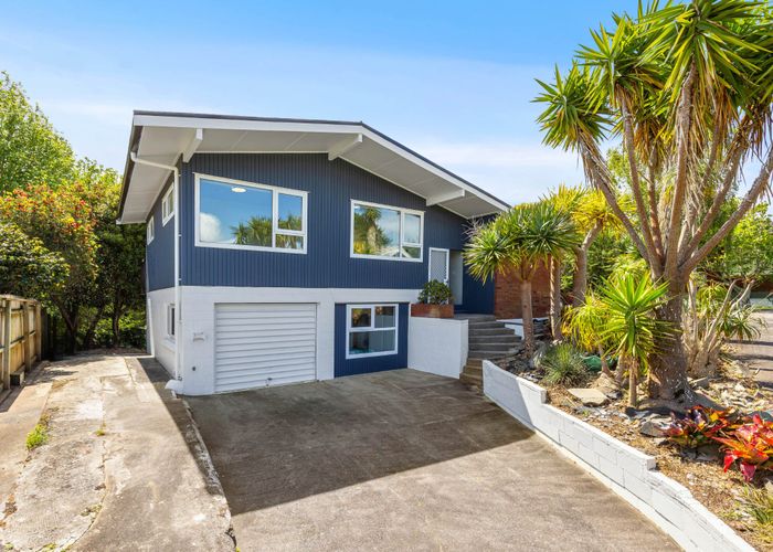  at 26 Pickwick Parade, Mellons Bay, Manukau City, Auckland