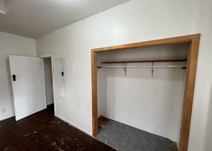  at 14 Eastglen Road, Glen Eden, Auckland