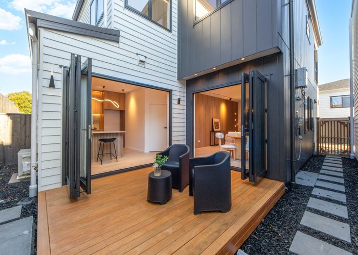  at 4C Lyford Crescent, Sunnynook, North Shore City, Auckland