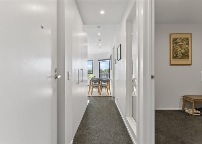 at 105/1A Oakley Avenue, Waterview, Auckland