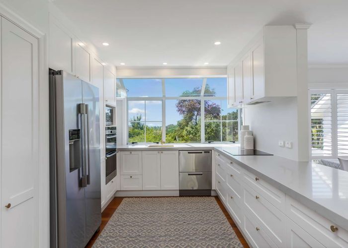  at 207 Woodlands Park Road, Titirangi, Auckland