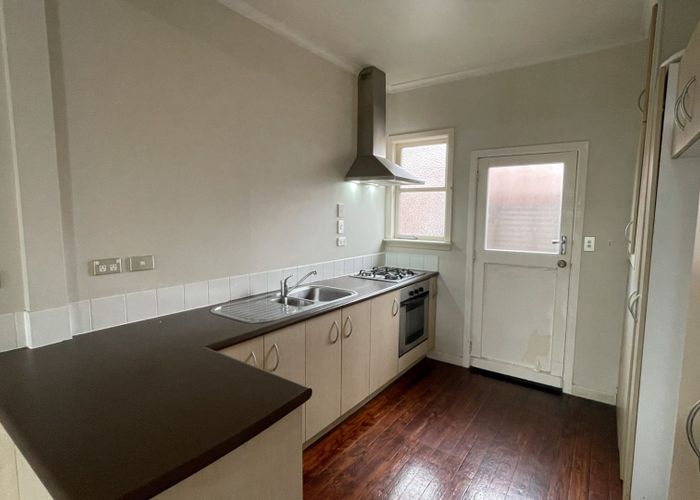  at 2/10 Pah Road, Epsom, Auckland City, Auckland