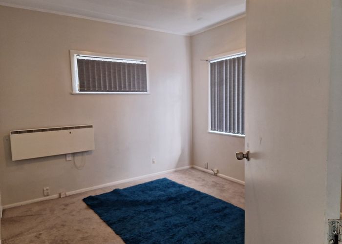  at 15 Rosebank Road, Papatoetoe, Manukau City, Auckland